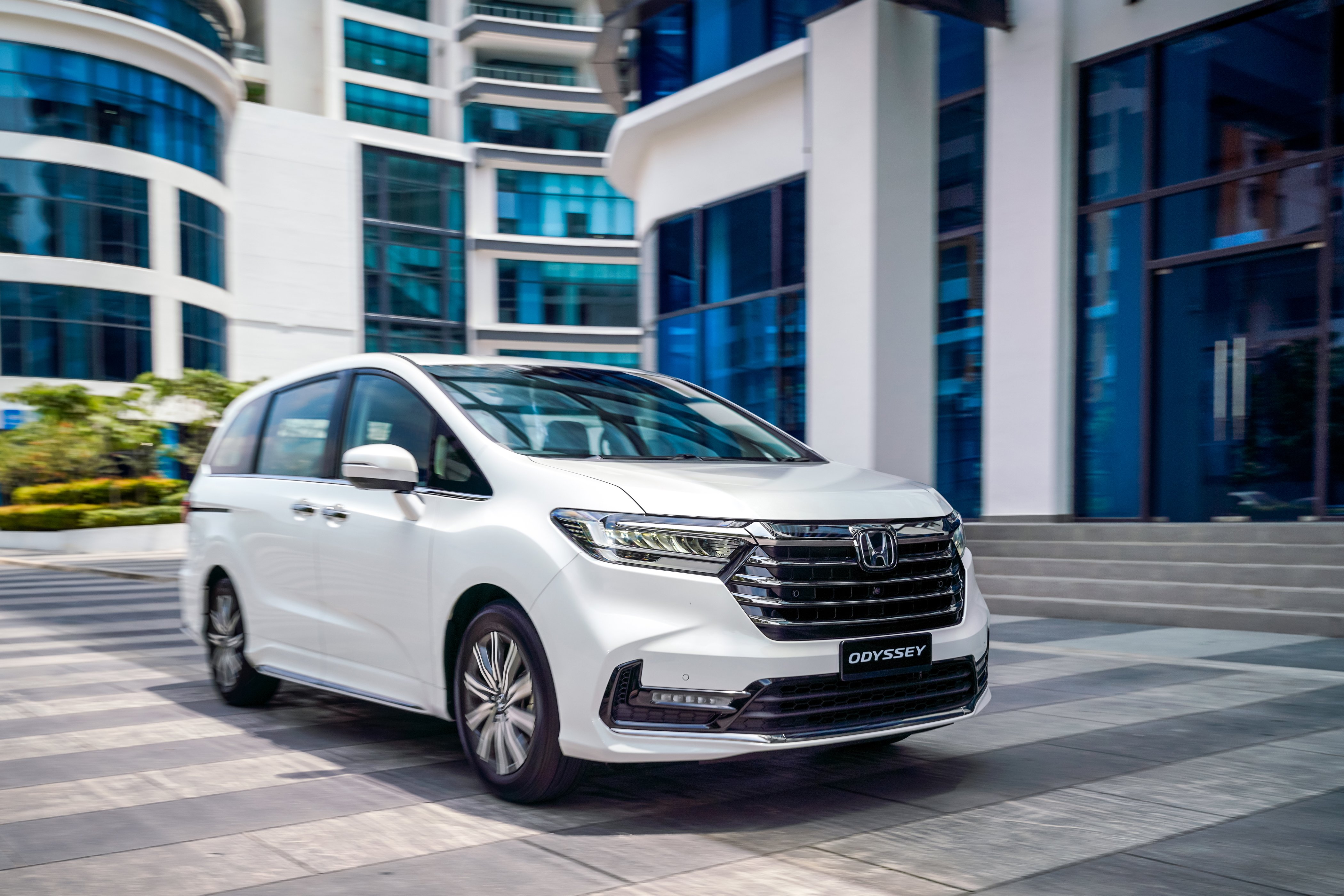 Honda Malaysia Introduces New Odyssey With Elegant Exterior And Upgraded Premium Interior - thumbnail