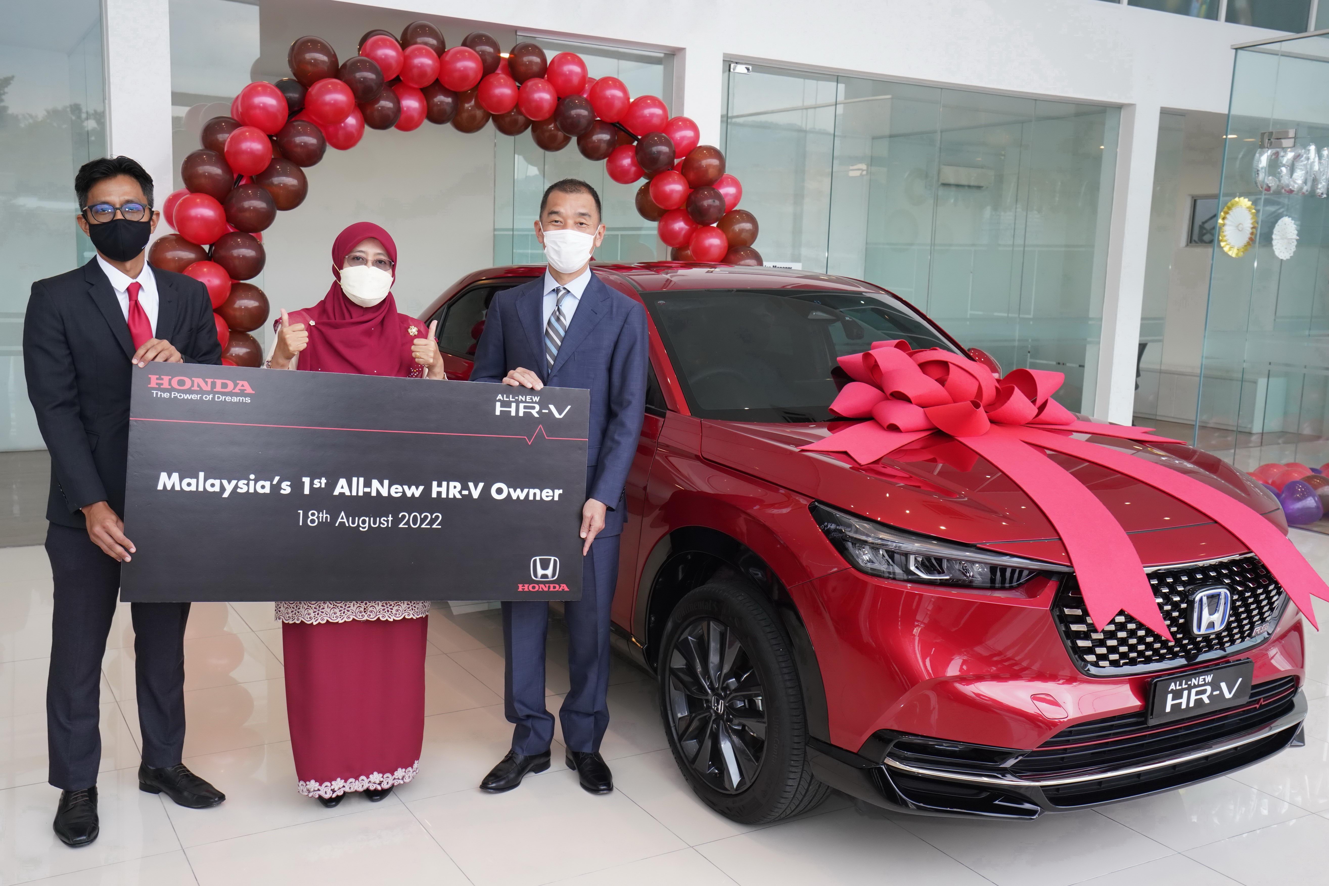 Honda Malaysia Delivers The All-New HR-V To Its First Customer - thumbnail