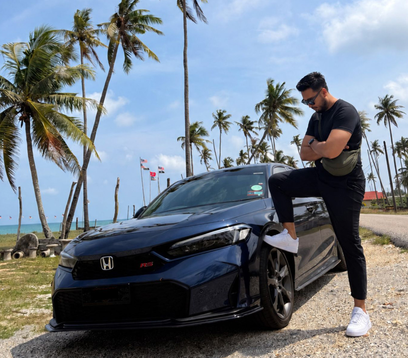 Mr. Mohamad Sabri bin Hassan appreciates the Civic e:HEV RS for its fuel efficiency, smooth and responsive performance, and Honda SENSING technologies, making every journey more comfortable and enjoyable.
