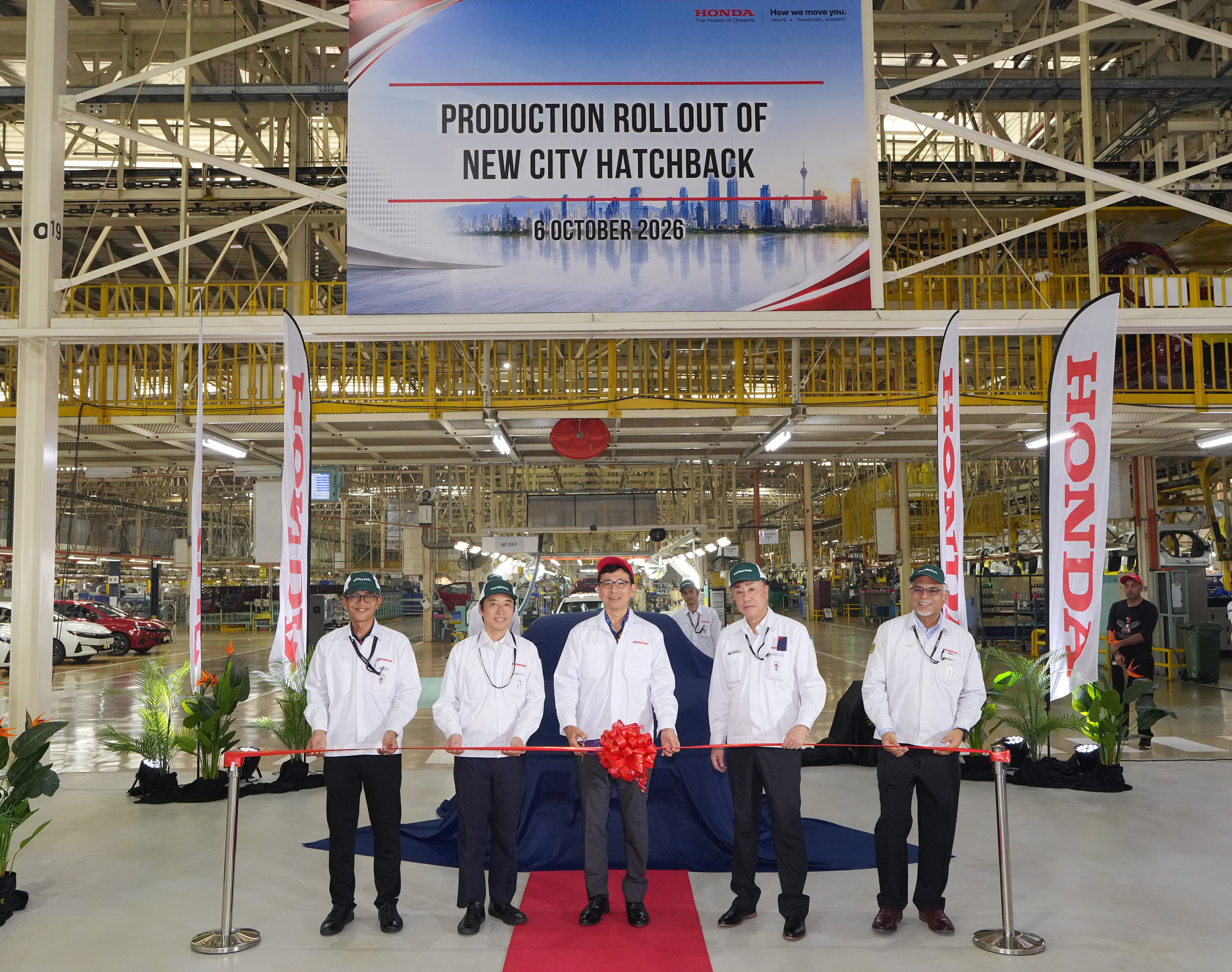 Ambassador Extraordinary and Plenipotentiary of Japan to Malaysia H.E. SHIKATA Noriyuki and Honda Malaysia management mark the official rollout of the New City Hatchback with a ribbon-cutting ceremony.