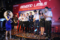 Honda Malaysia team shows their appreciation to the attending media.